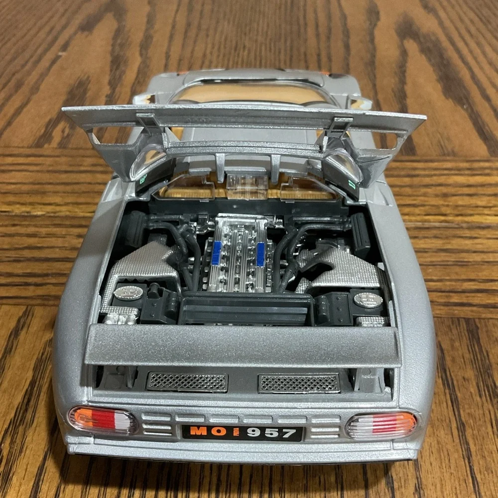 Bugatti Eb Die Cast Model Car with Black Undercarriage 1/18